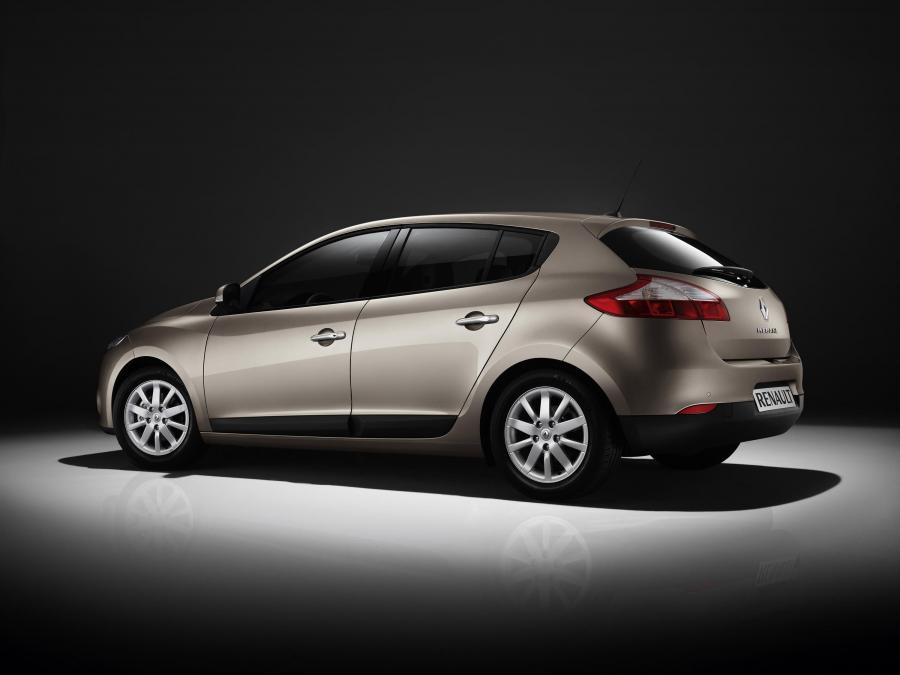  Renault Megane 2008 года  (фото 103 из 146)